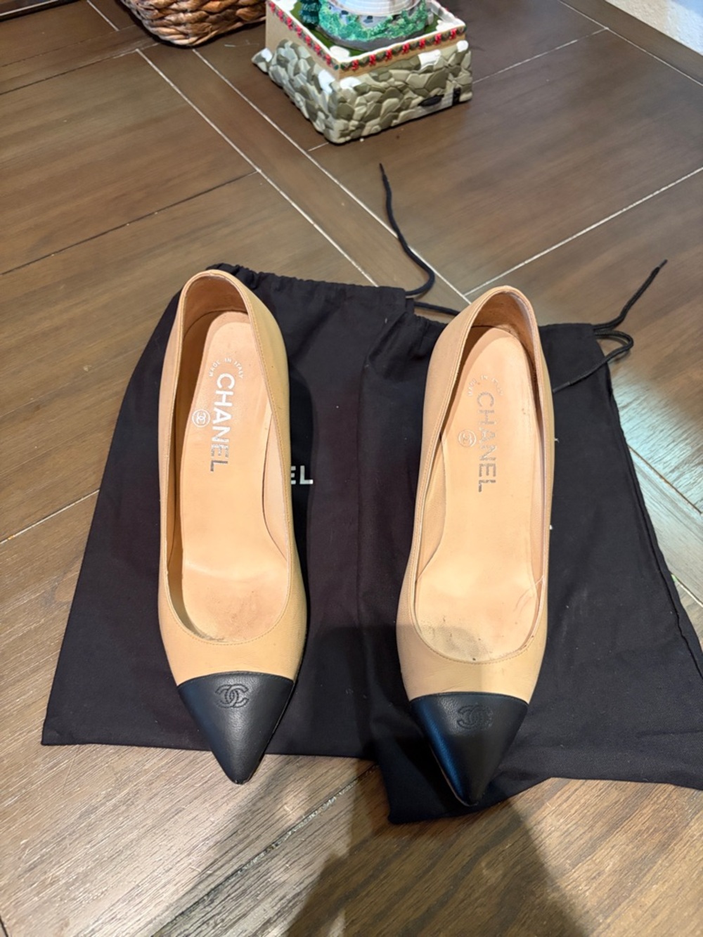 CHANEL Beige and Black Pointed-Toe Two-Tone Pumps - Picture 9 of 9